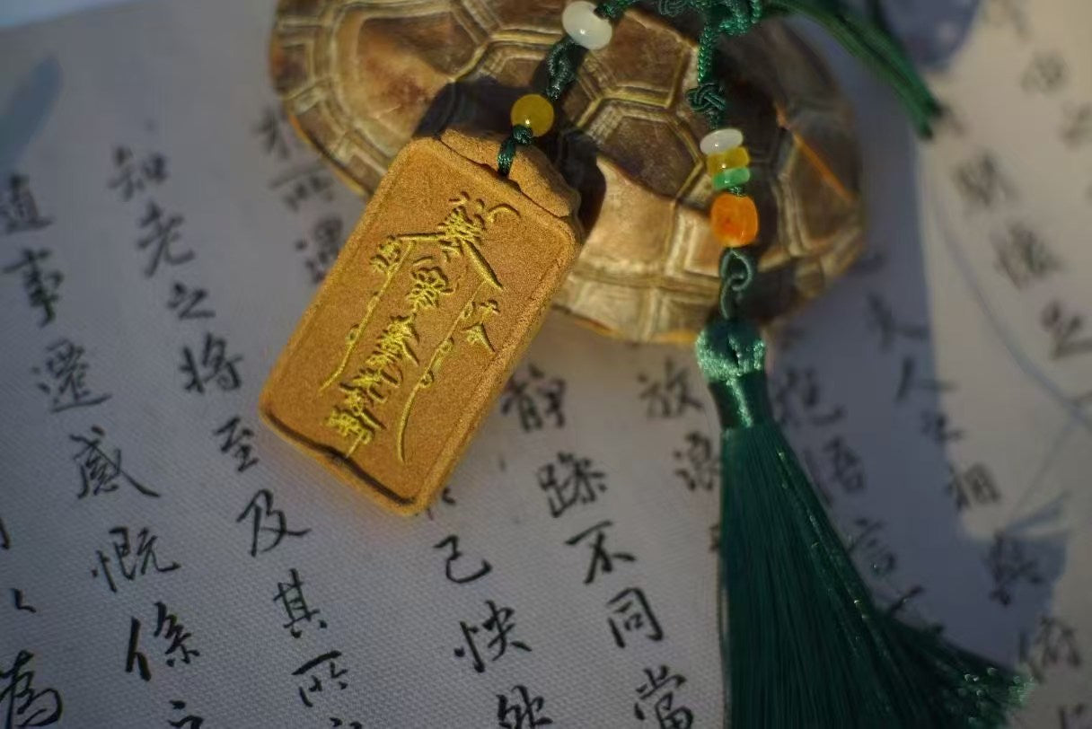 Maoshan Herbal Talisman Pendant – Ancient Charm, Daily Protection & Subtle Scent